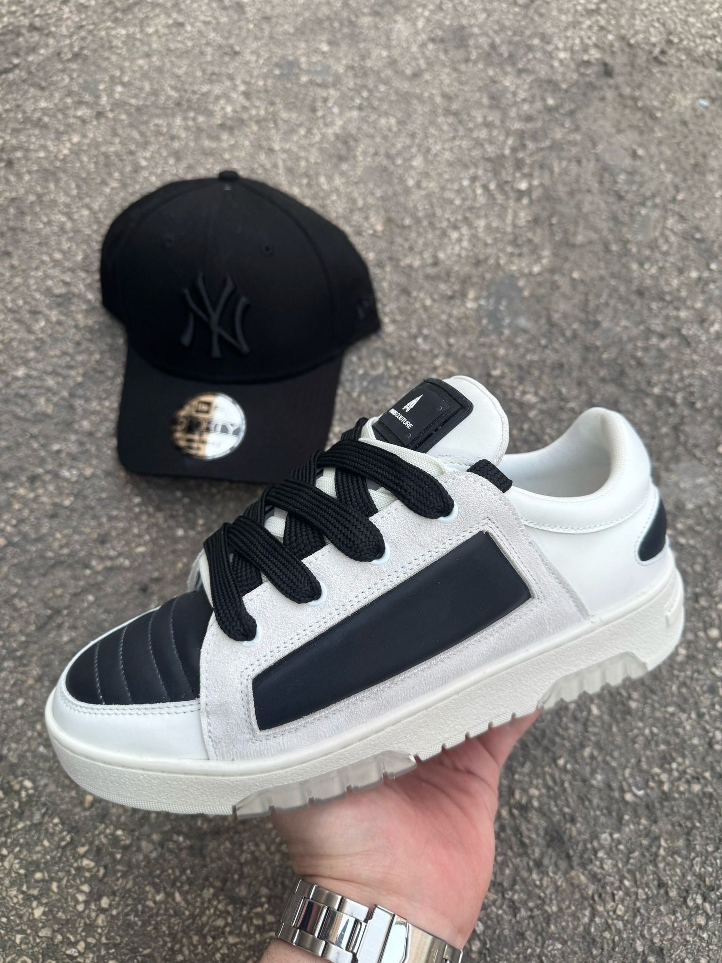 Paris Couture sneakers GLE
