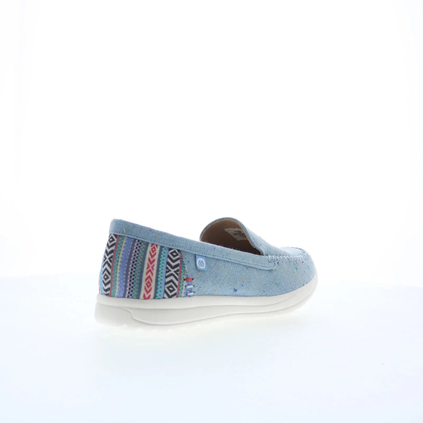 Minnetonka Discover 61065 Womens Blue Canvas Slip On Loafer Flats Shoes
