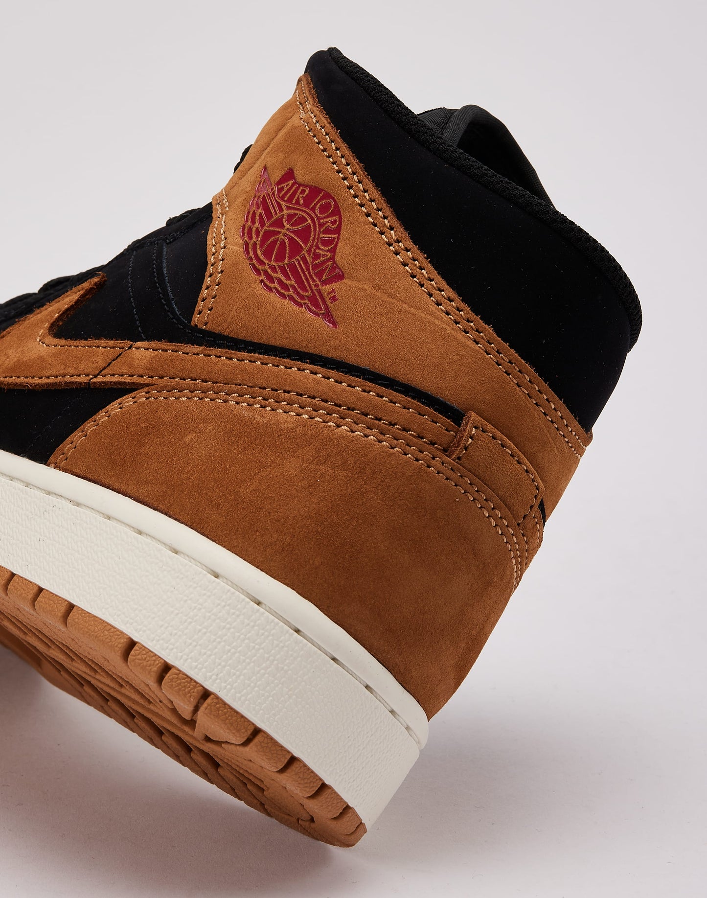 Jordan Air Jordan 1 Mid SE