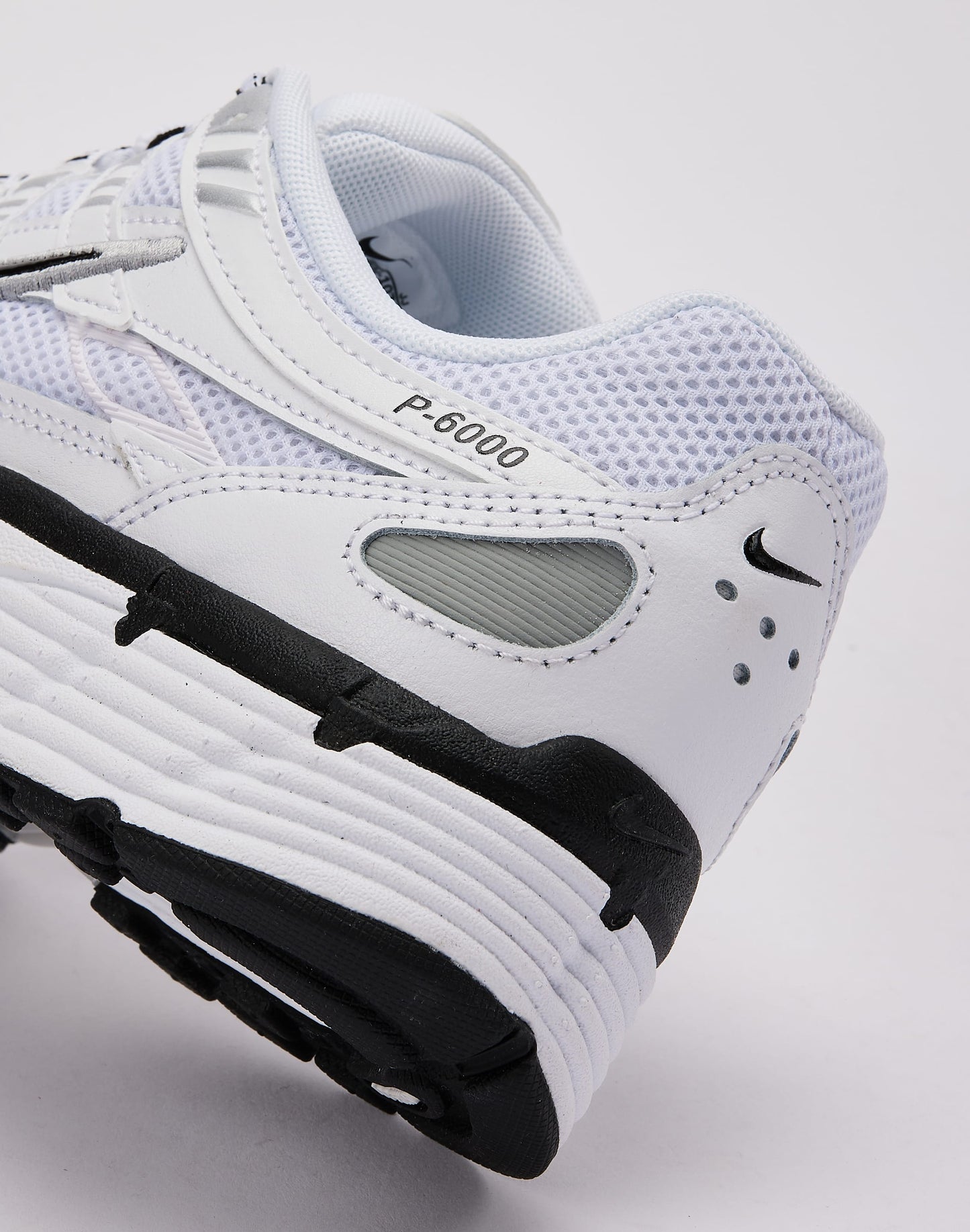 Nike P-6000