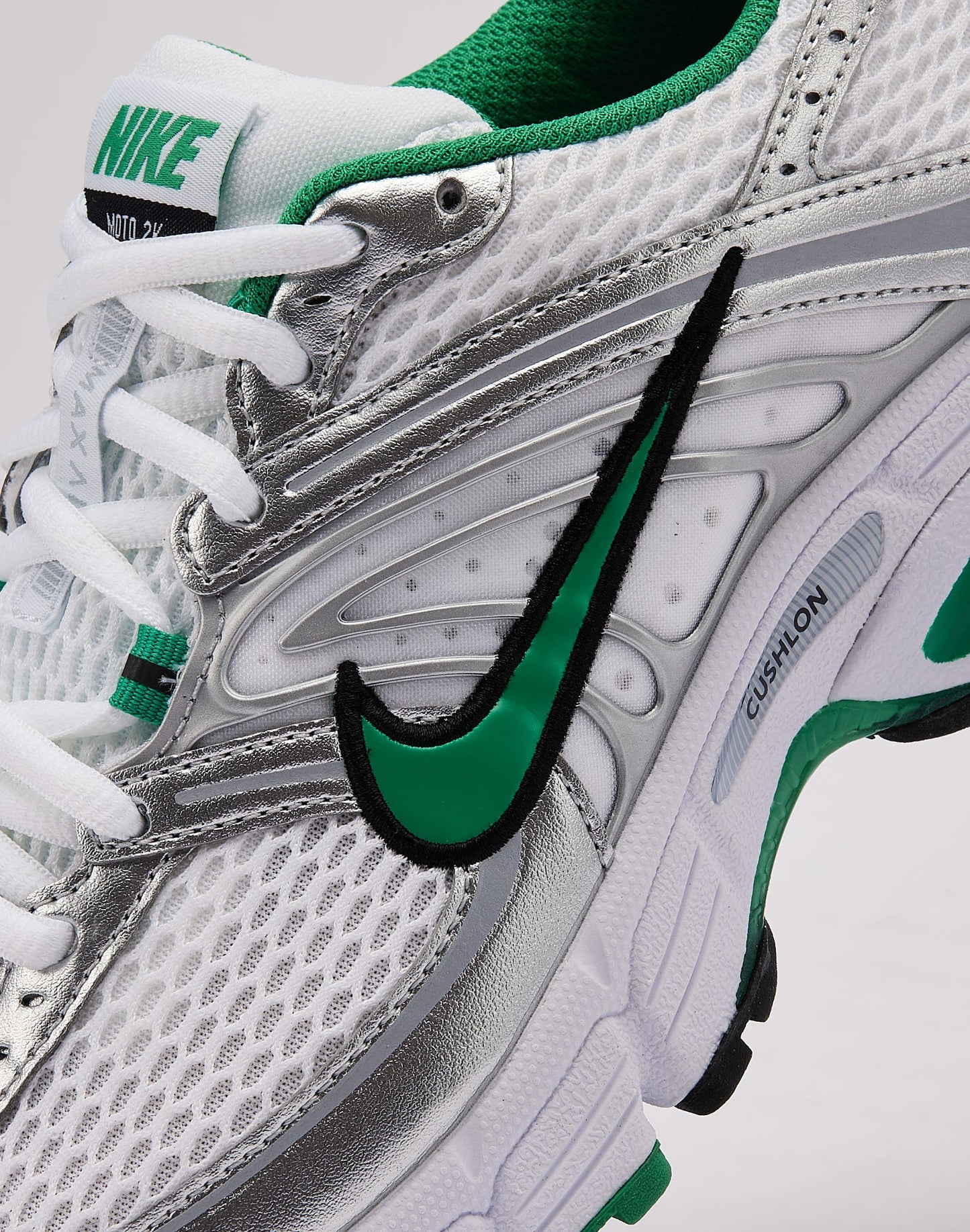 Nike Air Max Moto 2K
