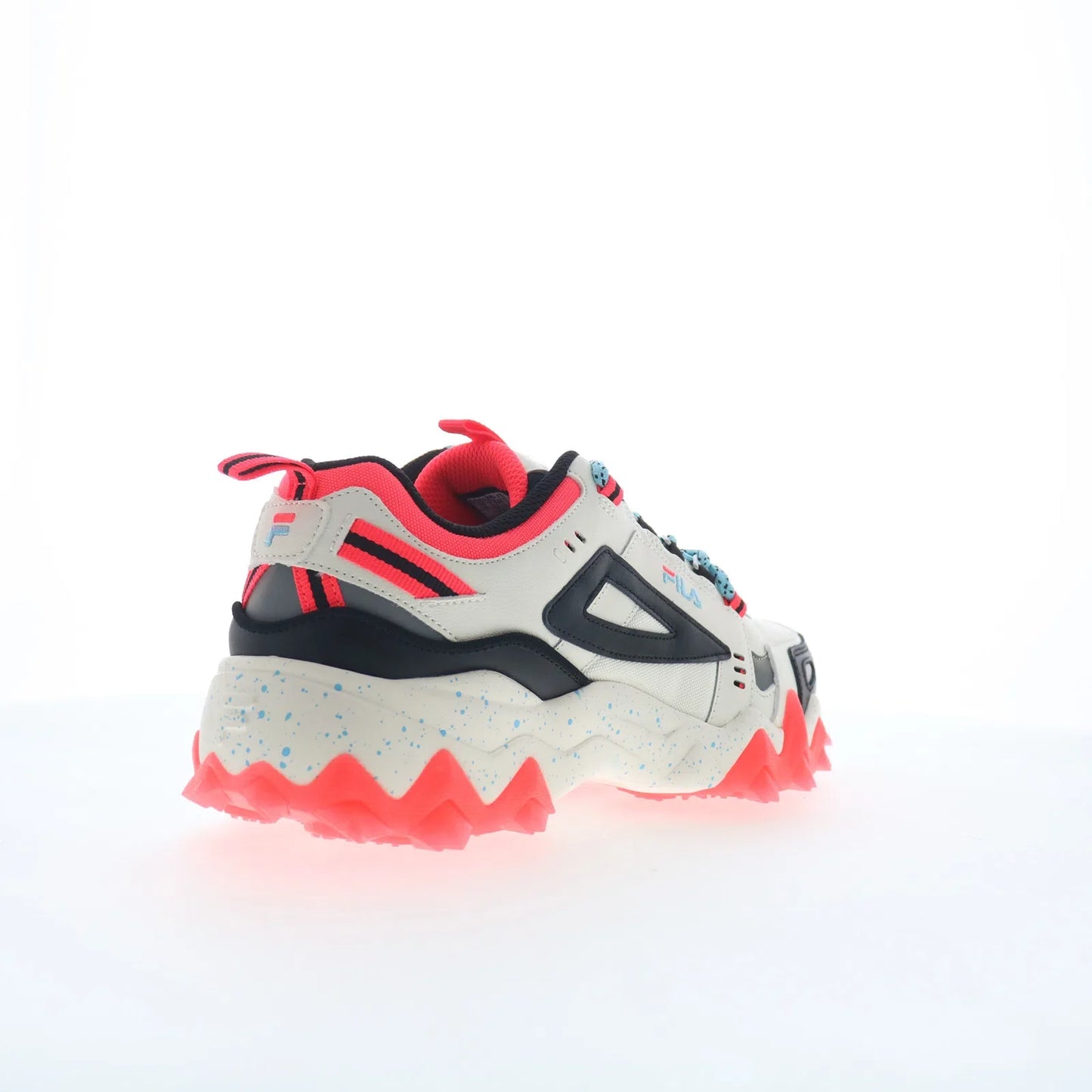 Fila Oakmont TR 5JM01249-119 Womens White Leather Athletic Hiking Shoes
