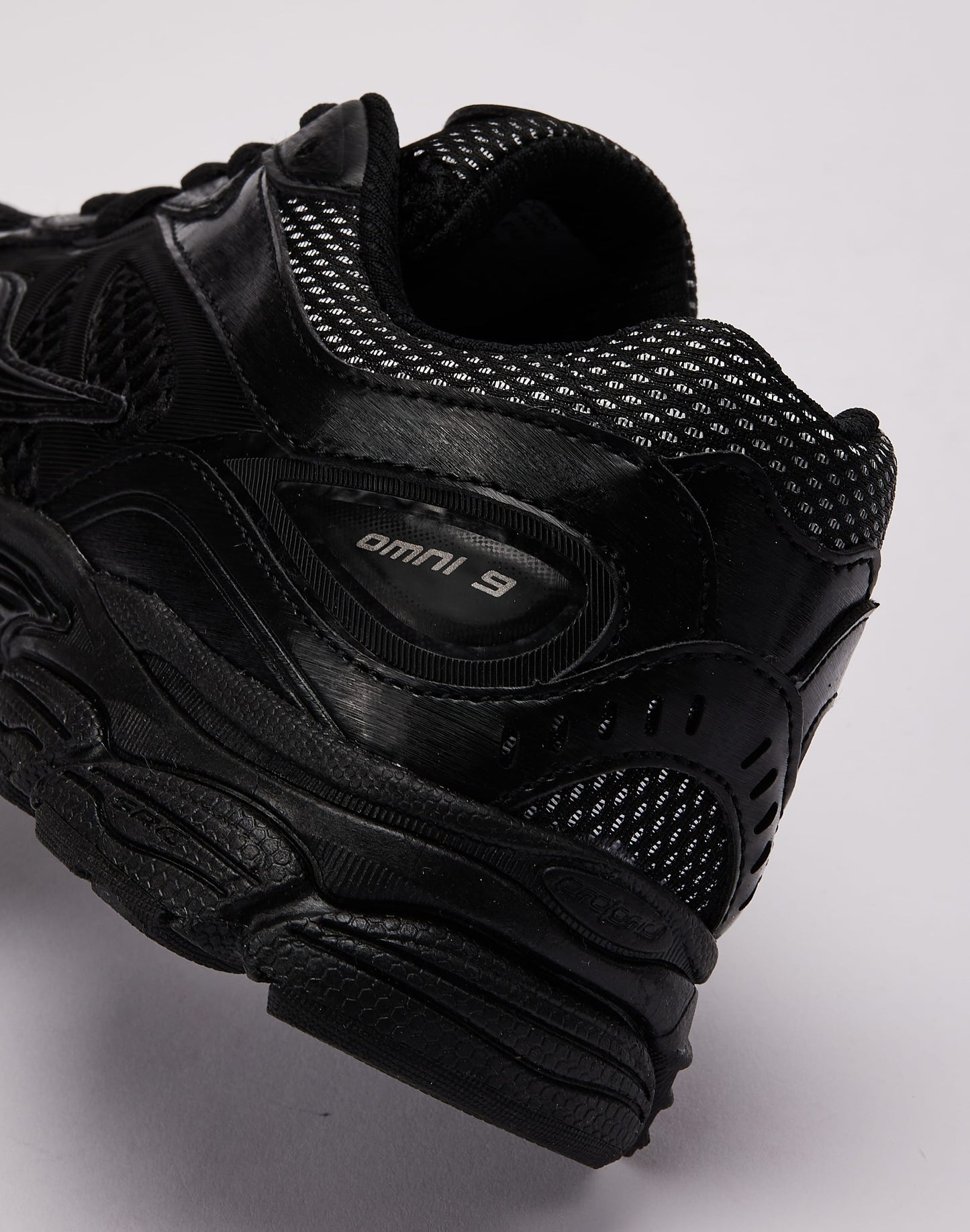 Saucony Omni 9 Grade-School