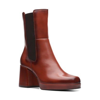 Clarks Pique Up 26172270 Womens Brown Leather Slip On Chelsea Boots