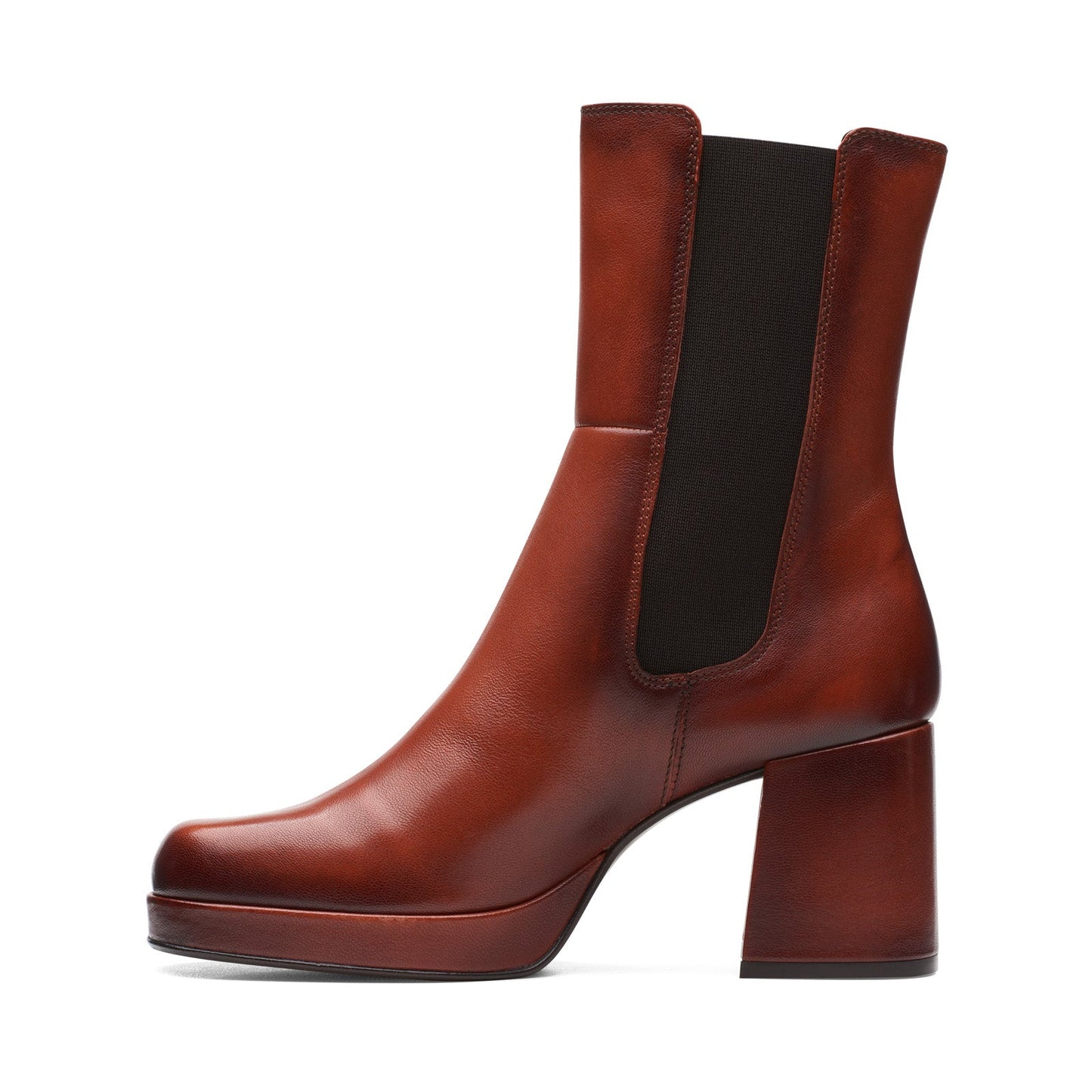 Clarks Pique Up 26172270 Womens Brown Leather Slip On Chelsea Boots