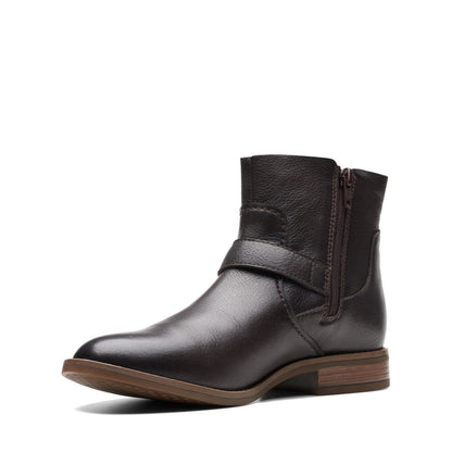 Clarks Camzin Loop 26174151 Womens Brown Wide Leather Ankle & Booties Boots