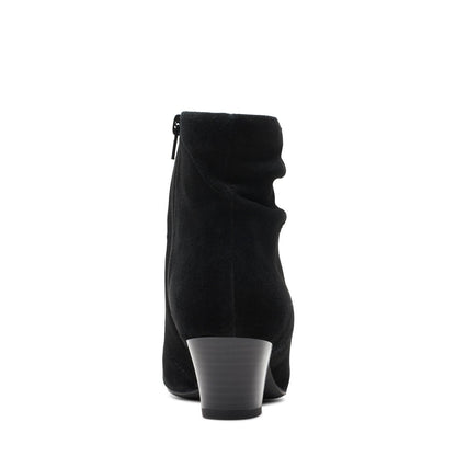 Clarks Teresa Skip 26174445 Womens Black Suede Zipper Ankle & Booties Boots