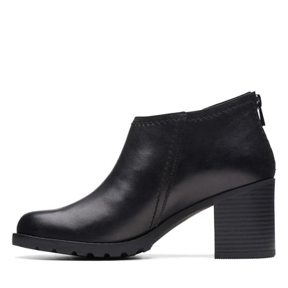 Clarks Leda Step 26174957 Womens Black Wide Leather Ankle & Booties Boots