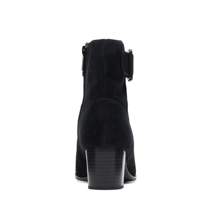 Clarks Loken Zip Waterproof 26174965 Womens Black Wide Ankle & Booties Boots