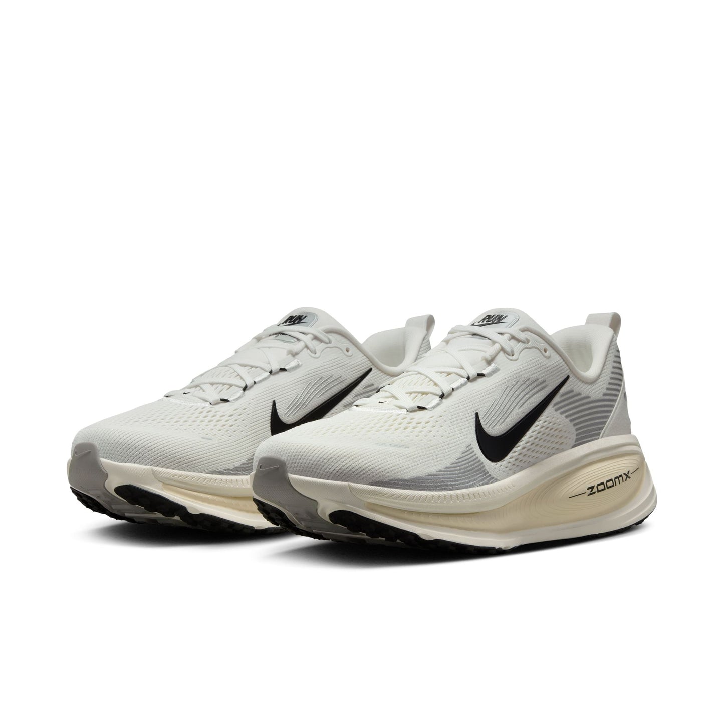 Nike Vomero 18 Shoes (Women's)