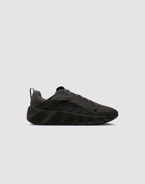 Nike Ava Rover Grade-School