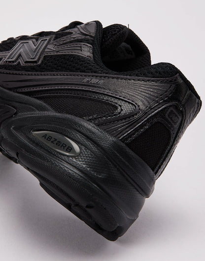 New Balance  740 Grade-School