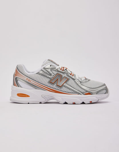 New Balance 740