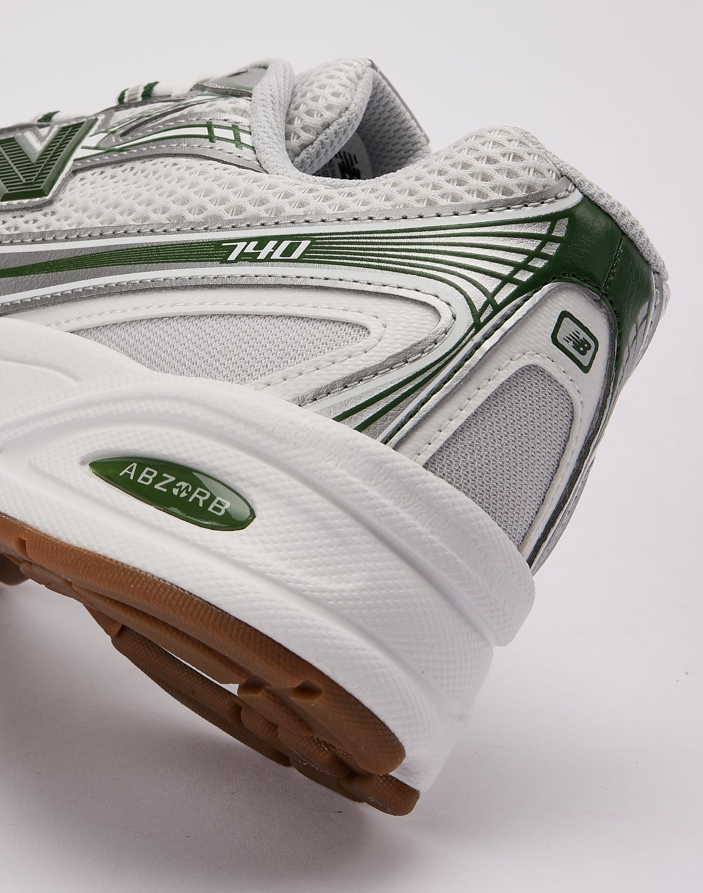 New Balance 740