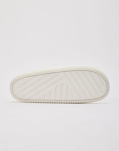 Nike Calm Slides