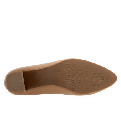 Trotters Kari T1856-145 Womens Beige Leather Slip On Pumps Heels Shoes