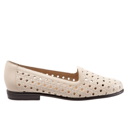Trotters Liz Open Weave T1909-126 Womens Beige Leather Loafer Flats Shoes