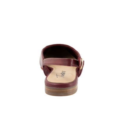 Trotters Holly T2307-642 Womens Red Leather Hook & Loop Slingback Flats Shoes