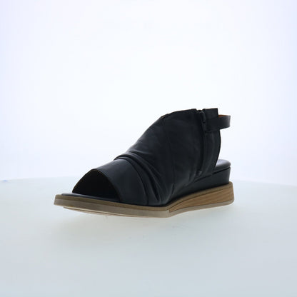 Miz Mooz Conor Womens Black Leather Hook & Loop Slingback Sandals Shoes