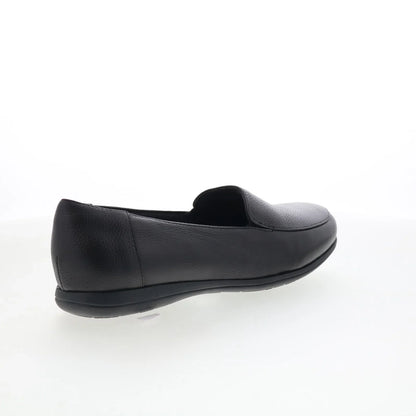 Trotters Deanna T2055-001 Womens Black Leather Slip On Loafer Flats Shoes