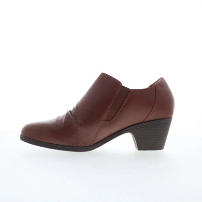 Clarks Emily 2 Braley 26179598 Womens Brown Wide Ankle & Booties Boots