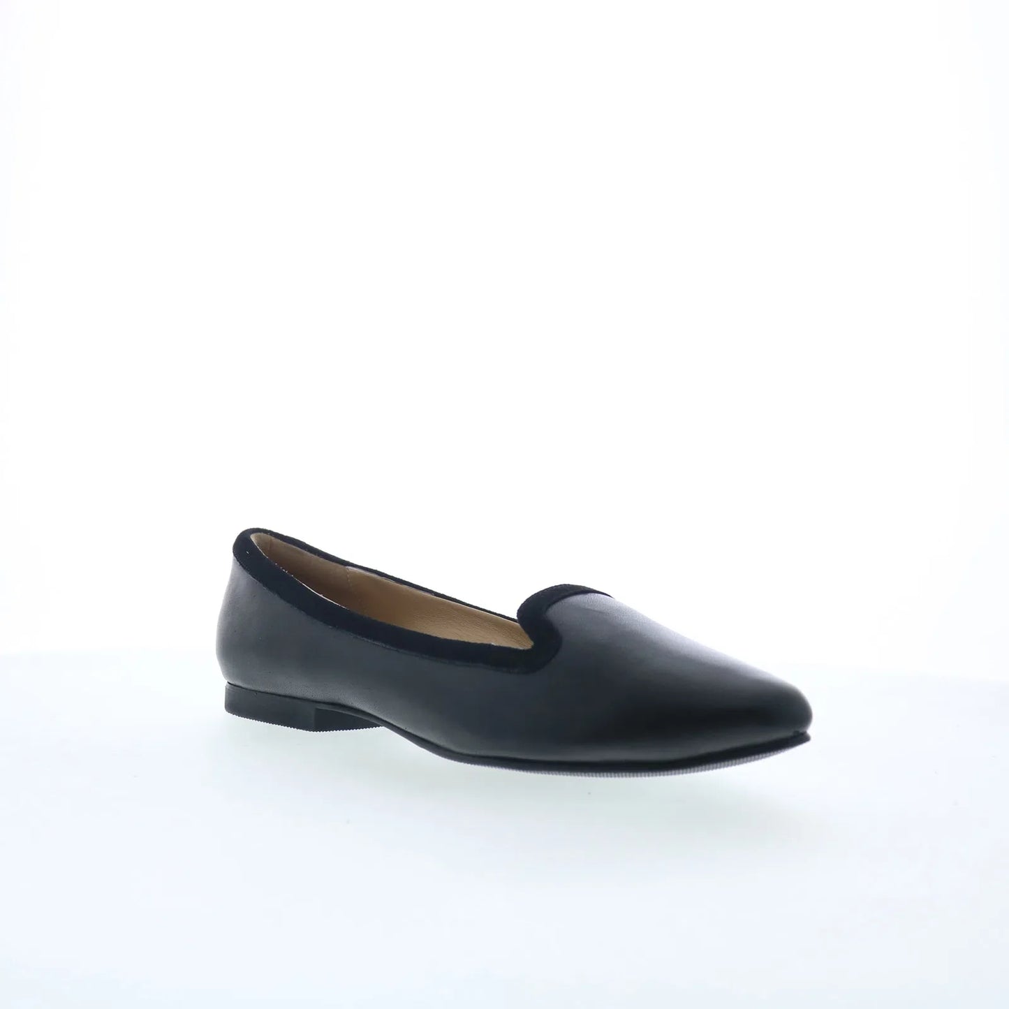 Trotters Hannah T2270-001 Womens Black Leather Slip On Loafer Flats Shoes