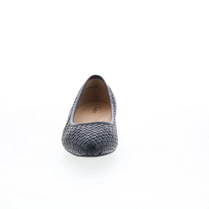 Trotters Jade T2269-001 Womens Black Leather Slip On Pumps Heels Shoes