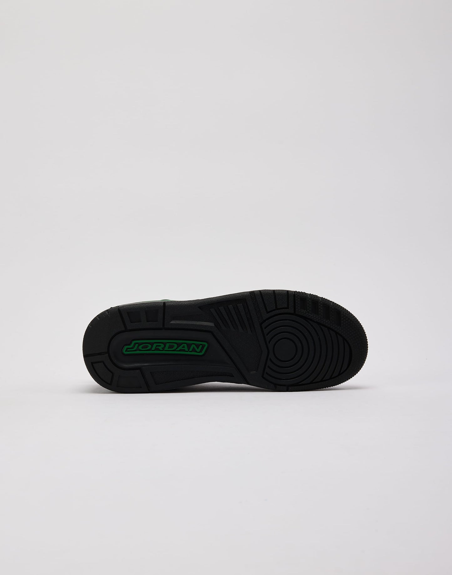 Jordan Spizike Low Grade-School