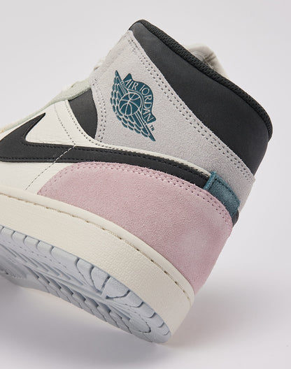 Jordan Air Jordan 1 Mid SE