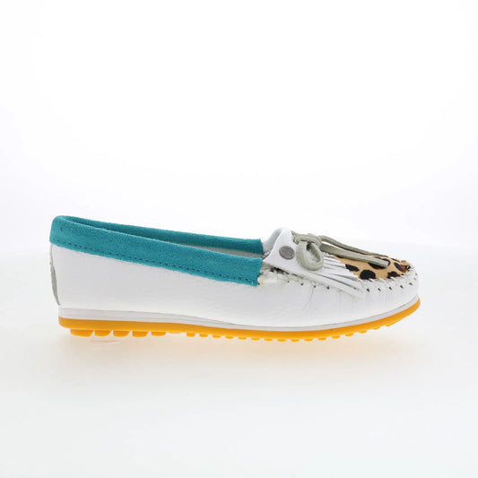 Minnetonka Kilty Plus Leopard Plug 4327 Womens White Loafer Flats Shoes
