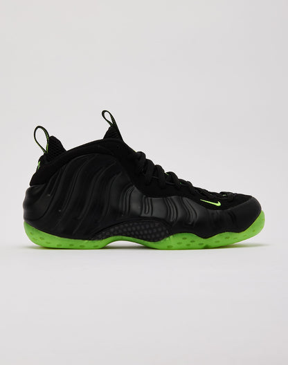 Nike Air Foamposite One 'Black Volt'