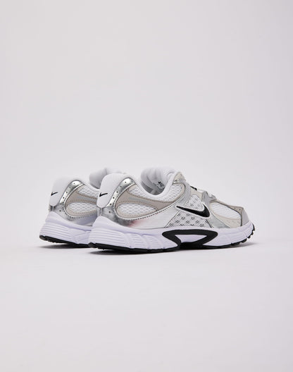 Nike V5 RNR Grade-School