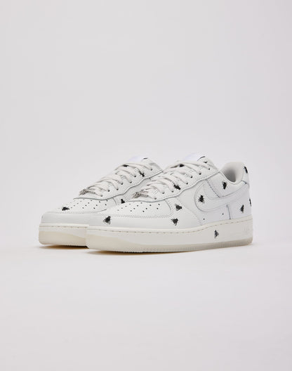 Nike Air Force 1 Low 'Houseflies' Grade-School
