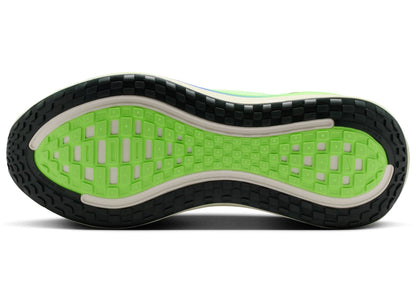 Nike Vomero Plus in Volt Tint / Black Spruce