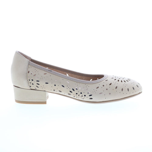 David Tate Proud Womens Beige Narrow Nubuck Slip On Pumps Heels Shoes