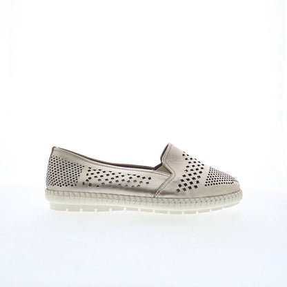 Trotters Royal T2319-719 Womens Silver Leather Slip On Loafer Flats Shoes