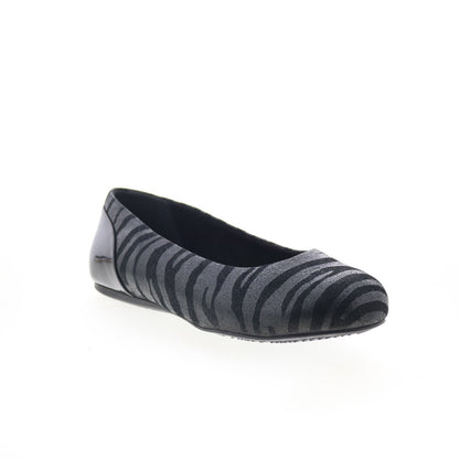 Softwalk Sonoma S1862-941 Womens Black Leather Slip On Ballet Flats Shoes