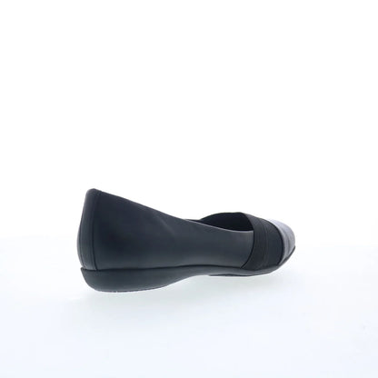 Trotters Stella T2374-001 Womens Black Synthetic Slip On Ballet Flats Shoes
