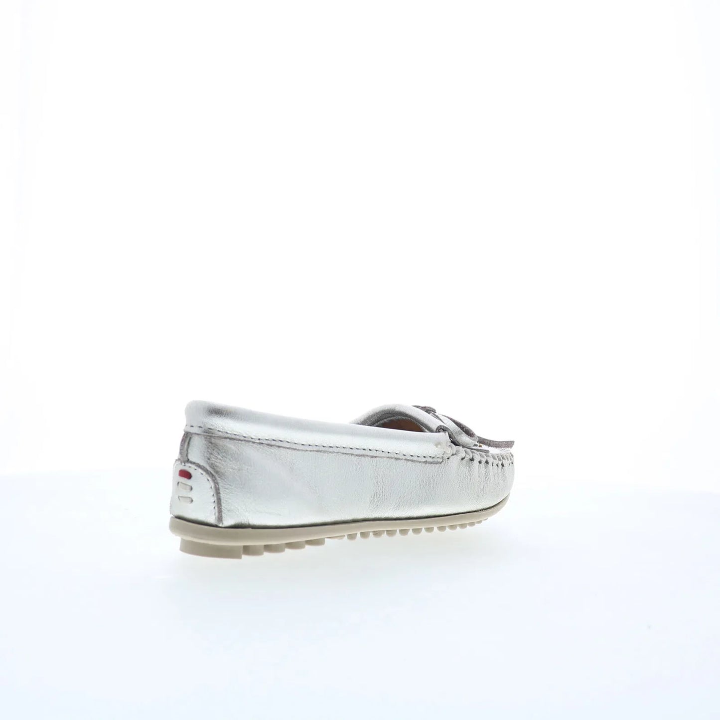 Minnetonka Thunderbird Animikii 627TB Womens Silver Loafer Flats Shoes